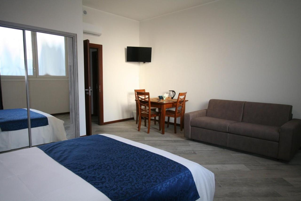 Sansirofiera Rooms Milán Exterior foto