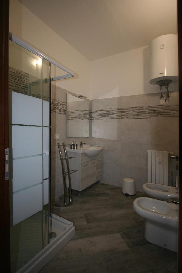 Sansirofiera Rooms Milán Exterior foto
