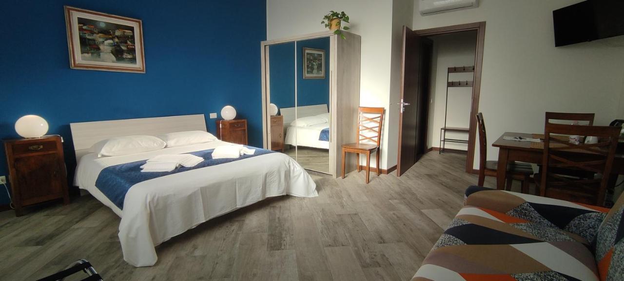 Sansirofiera Rooms Milán Exterior foto