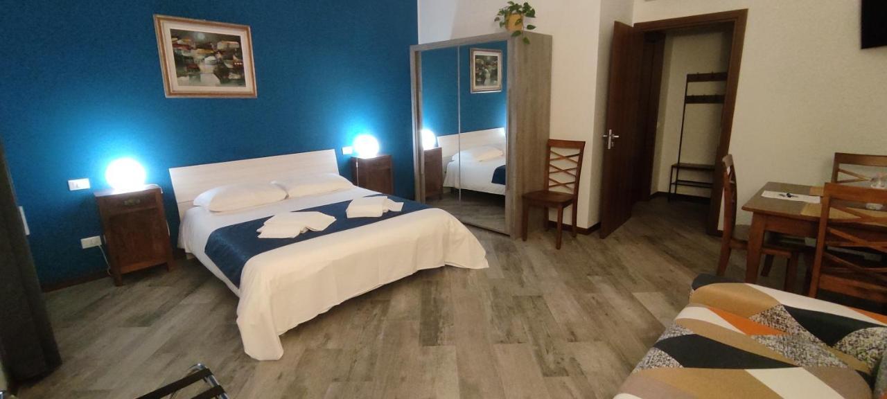 Sansirofiera Rooms Milán Exterior foto